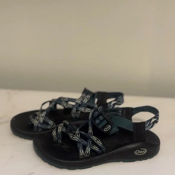 Chaco Women's Black and Gray Sandals 8 - Picture 6 of 11
